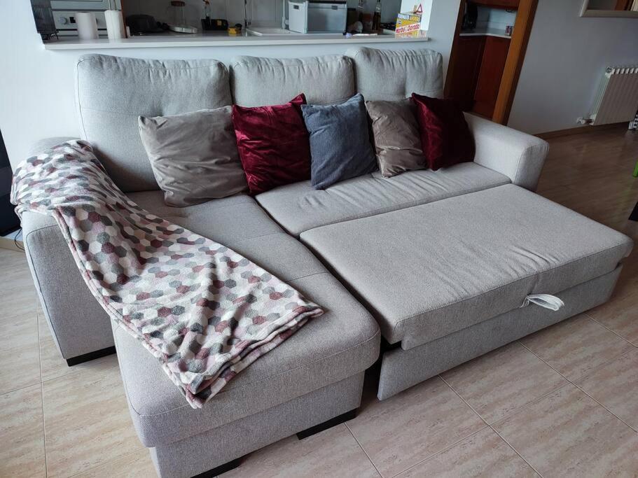 شقة Duplex Con Piscina En روبي المظهر الخارجي الصورة