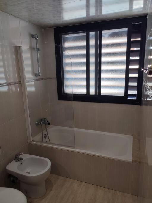 شقة Duplex Con Piscina En روبي المظهر الخارجي الصورة
