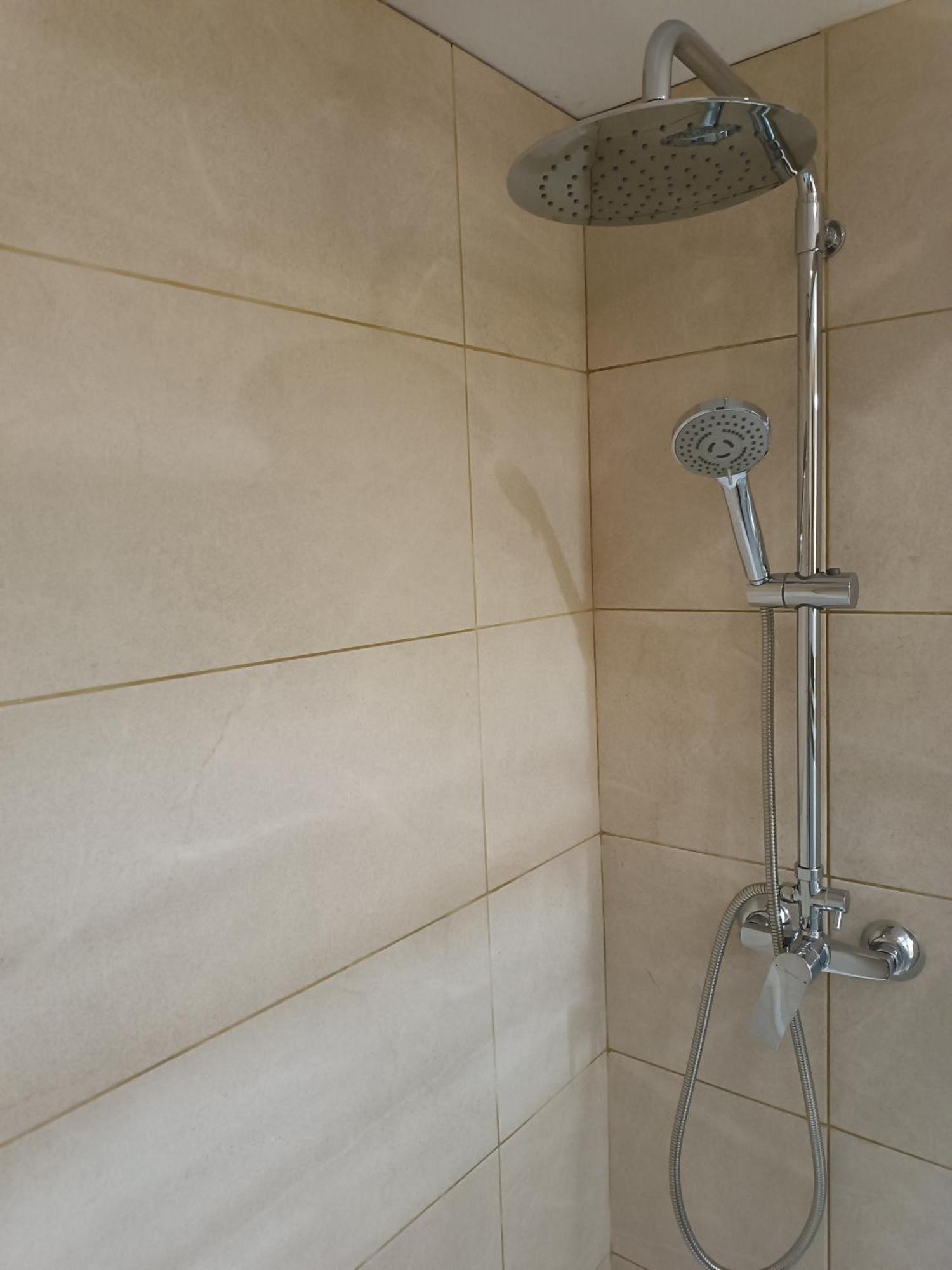 شقة Duplex Con Piscina En روبي المظهر الخارجي الصورة