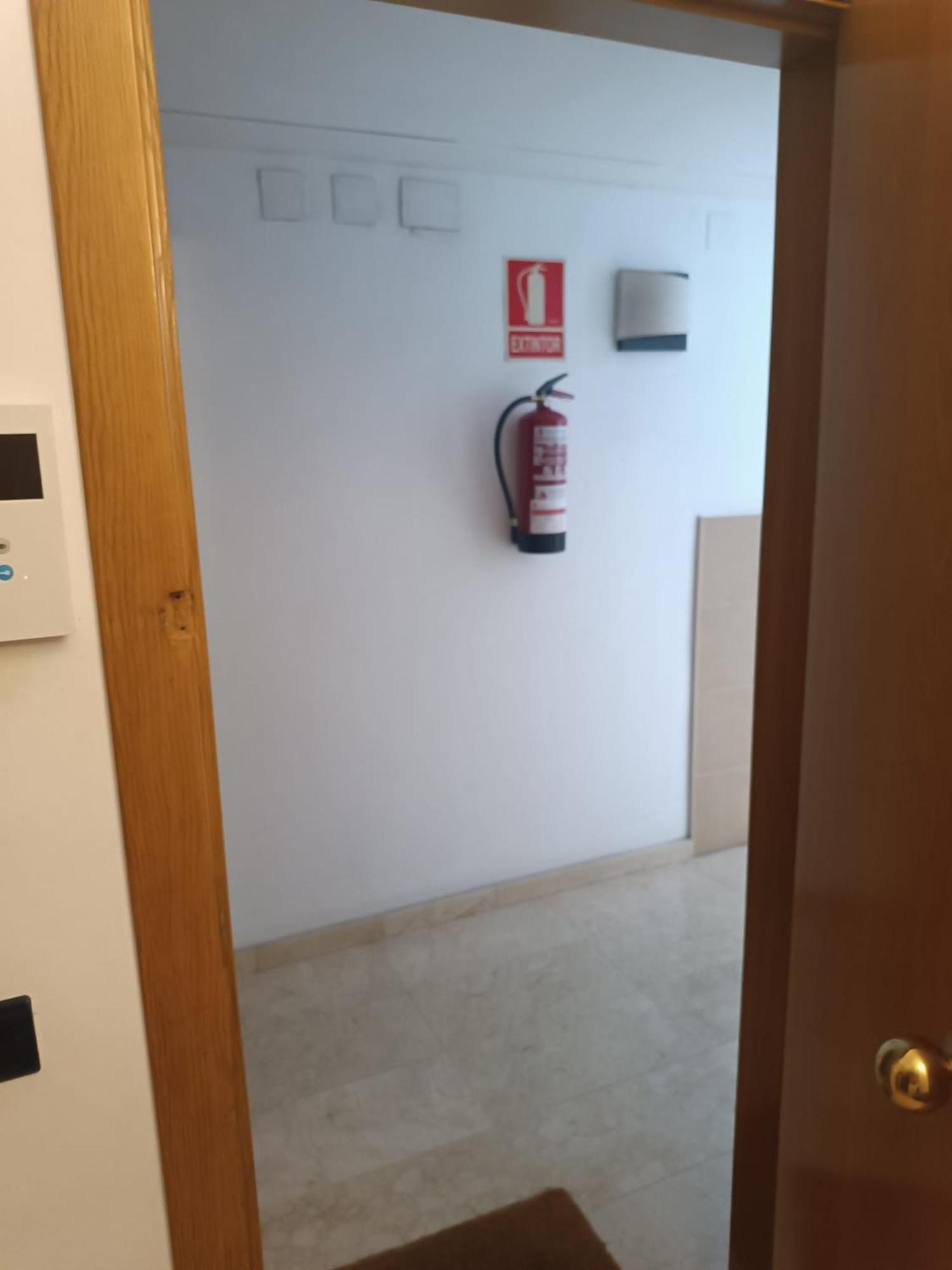 شقة Duplex Con Piscina En روبي المظهر الخارجي الصورة